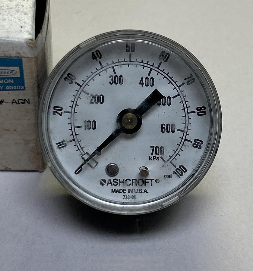 Used ASHCROFT,20W1005H02B,PRESSURE GAUGE 2IN 0-100PSI NEW