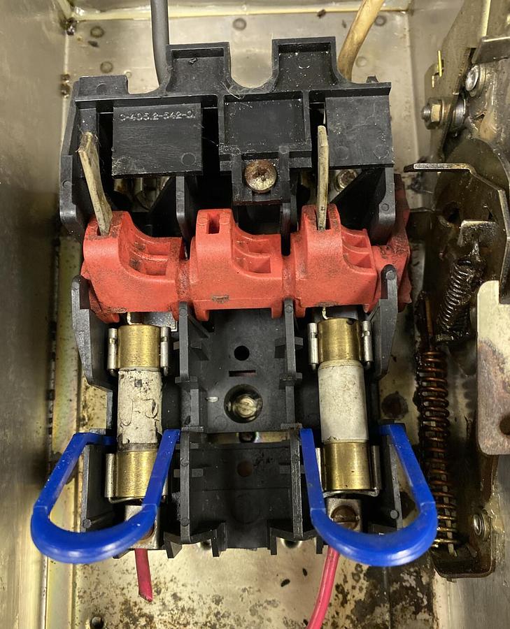 Used Square D,H221DS,Stainless Safety Switch 30AMP 240V