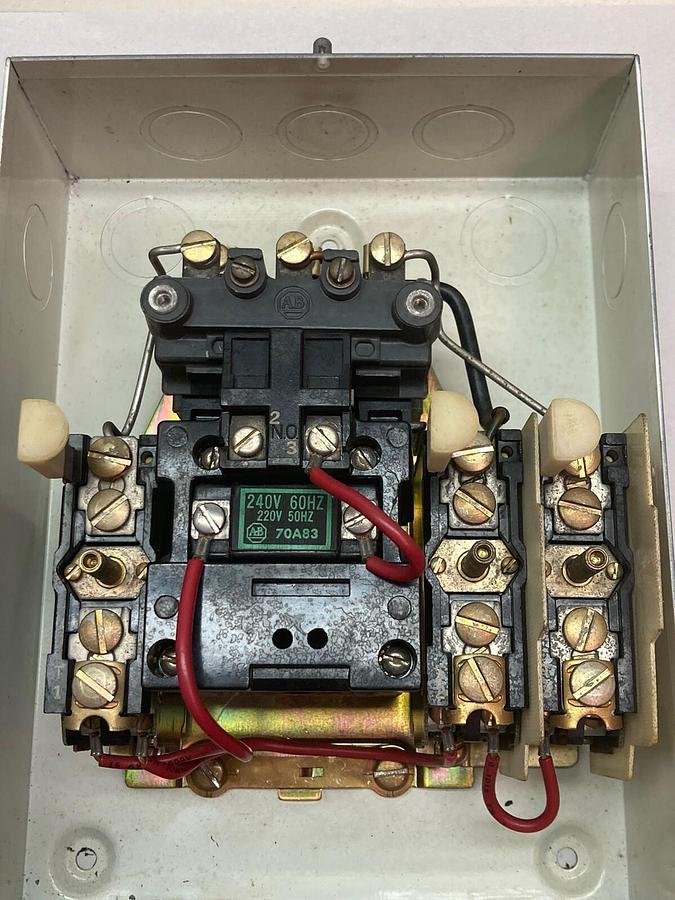 Used Allen-Bradley,709-AAA,Automatic Starter Size 0 Type 1 Ser L