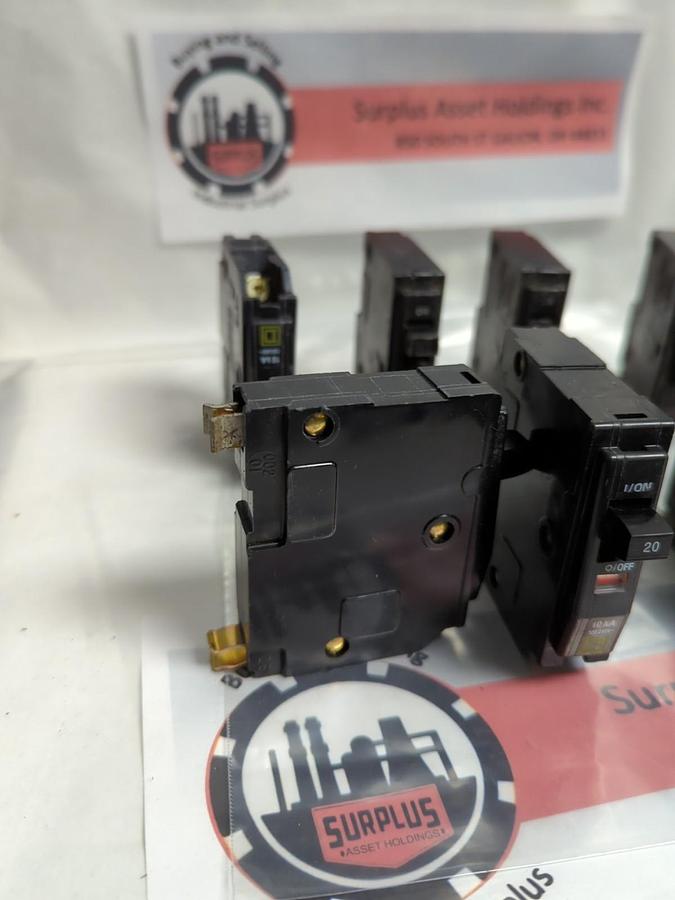 Used SQUARE D,TIPO/QO,PLUG-IN CIRCUIT BREAKER 1-POLE 20 AMP LOT OF 8 PRE-OWNED