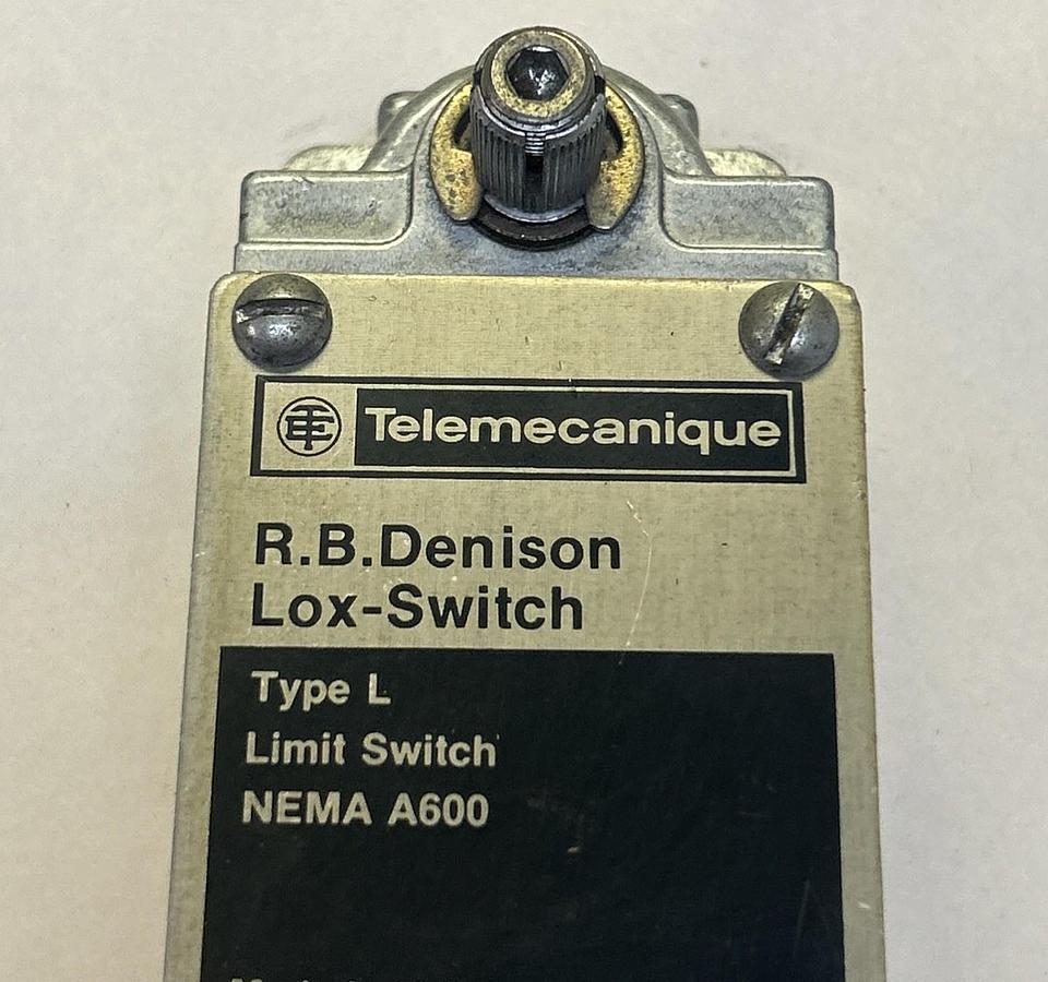Used TELECANIQUE,L143-2M,LIMIT SWITCH
