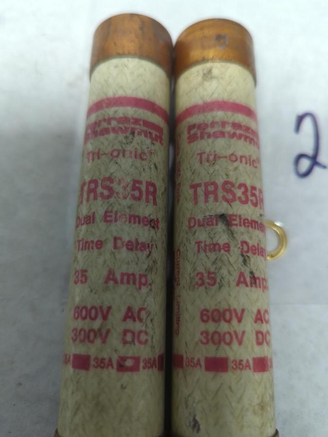 Used FERRAZ SHAWMUT,TRS35R,TRI-ONIC 35 AMP FUSE LOT OF 2 PRE-OWNED
