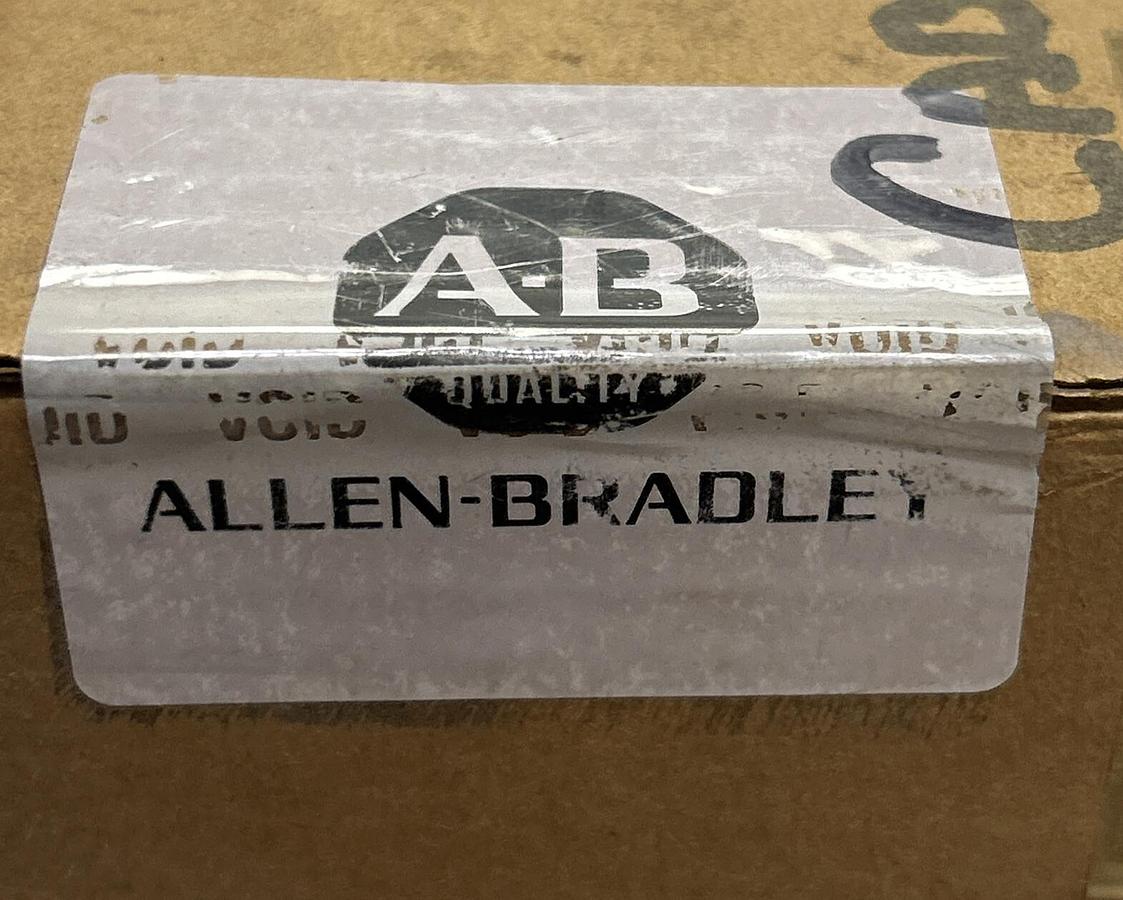 Used ALLEN BRADLEY,1771-NC6,SER A ANALOG CABLE NEW SEALED