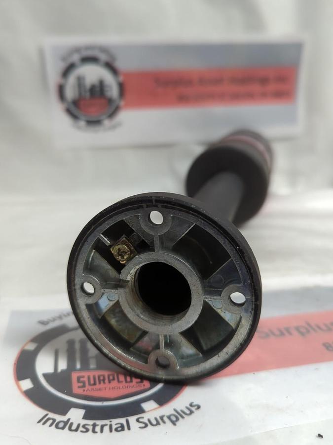 Used CUTLER HAMMER,E26BL,SERIES 2 RED STACK LIGHT TOWER WITH BASE PRE-OWNED