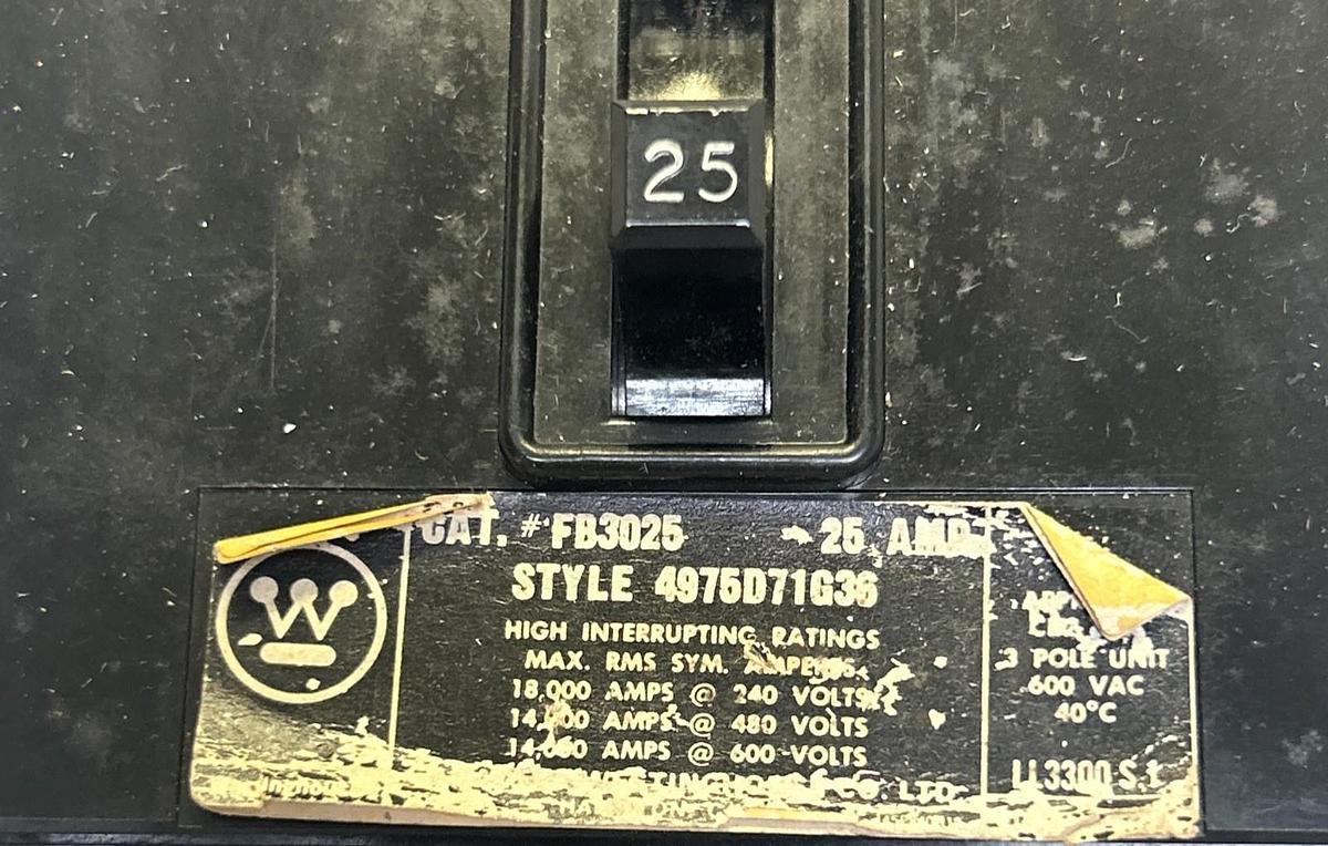 Used WESTINGHOUSE,FB3025,CIRCUIT BREAKER 25A 600V 3P
