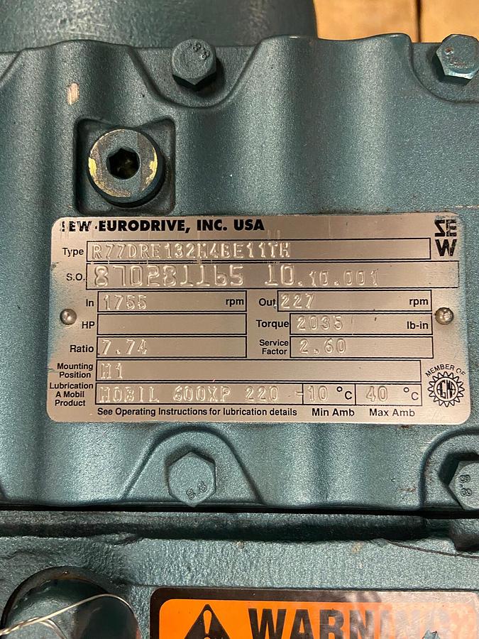 SEW EURODRIVE,R77DRE132M4BE11TH,GEAR REDUCER RATIO 7.74 7.5HP