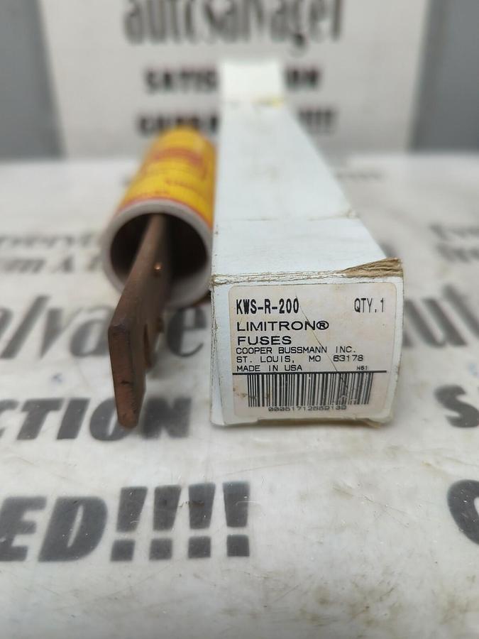 COOPER BUSSMANN,KWS-R-200,LIMITRON 200 AMP FUSE NOS