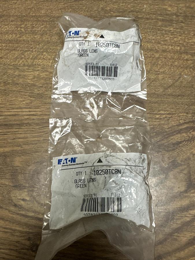 Used Cutler-Hammer,10250TC8N,Green Glass Lens LOT of 2