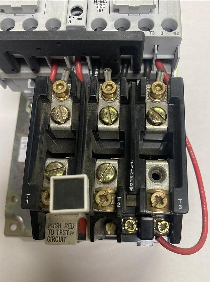 Allen Bradley,505-T0D,Ser D Reversing Starter Size 00 NOS