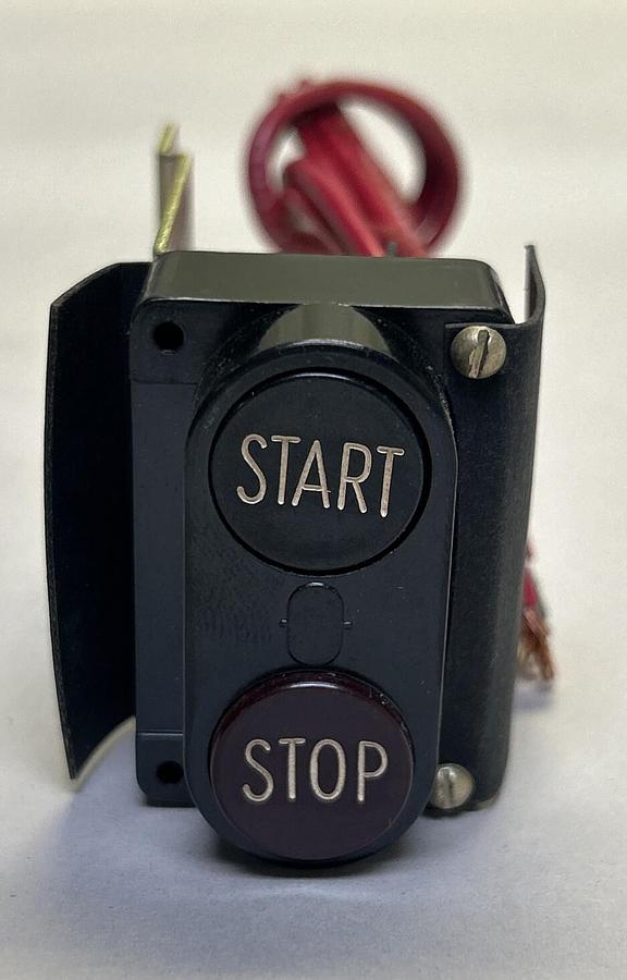 WARD LEONARD,5M100,START/STOP PUSH BUTTON NOS