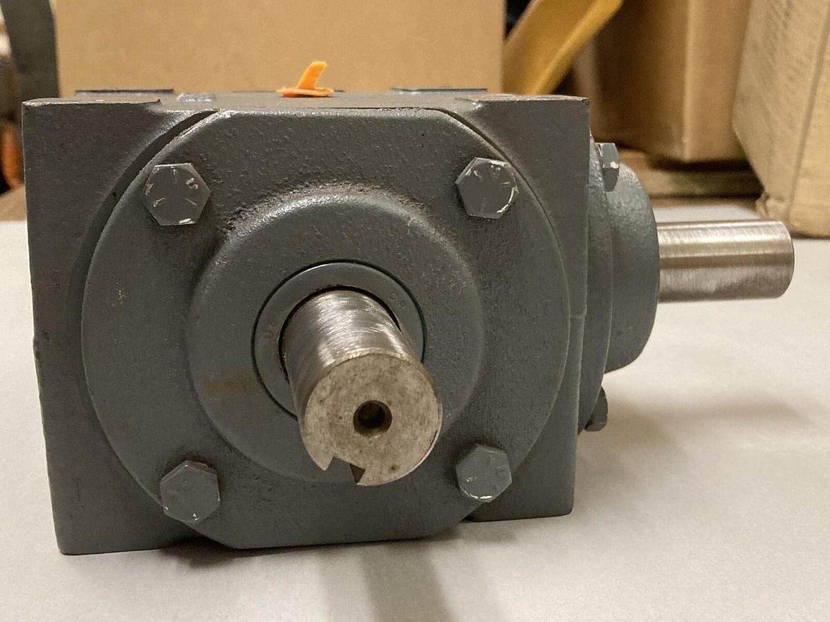Used Hub City,0220-00849-150,Speed Reducer Ratio 2:1 Model 150