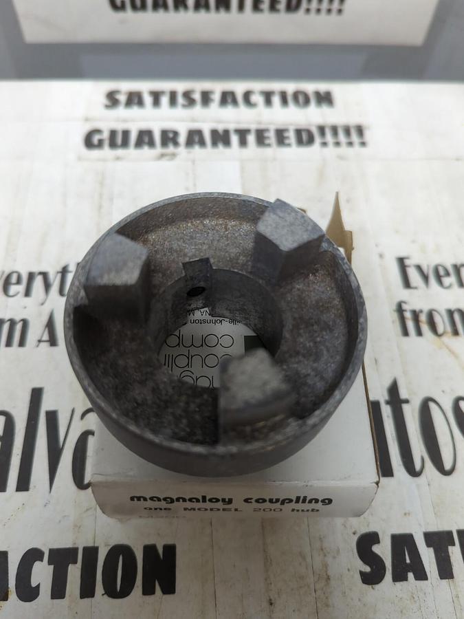 MAGNALOY,M200,COUPLING 11210  1-3/8X5/16 INCH NOS