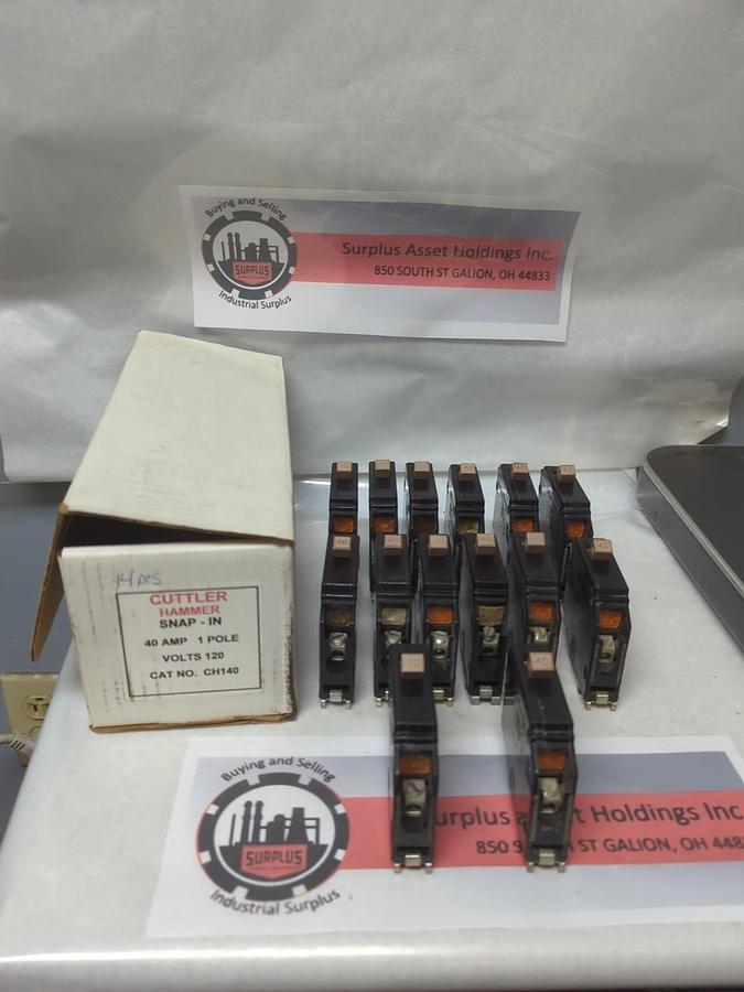 Used CUTLER-HAMMER,CH140,CIRCUIT BREAKER 40 AMP 1-POLE LOT OF 14 PRE-OWNED
