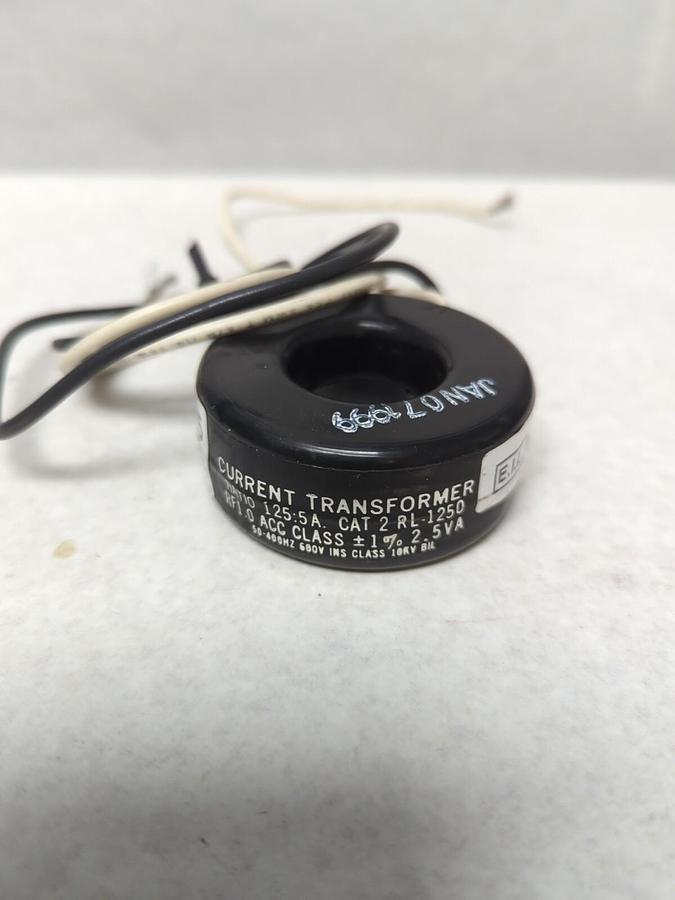 E.I.L INSTUMENTS,2 RL-1250,CURRENT TRANSFORMER 50-400HZ RATIO 200:5A NOS