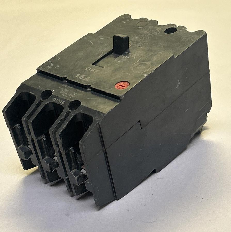 Used GENERAL ELECTRIC,TEY315,CIRCUIT BREAKER 15A 277V 3P