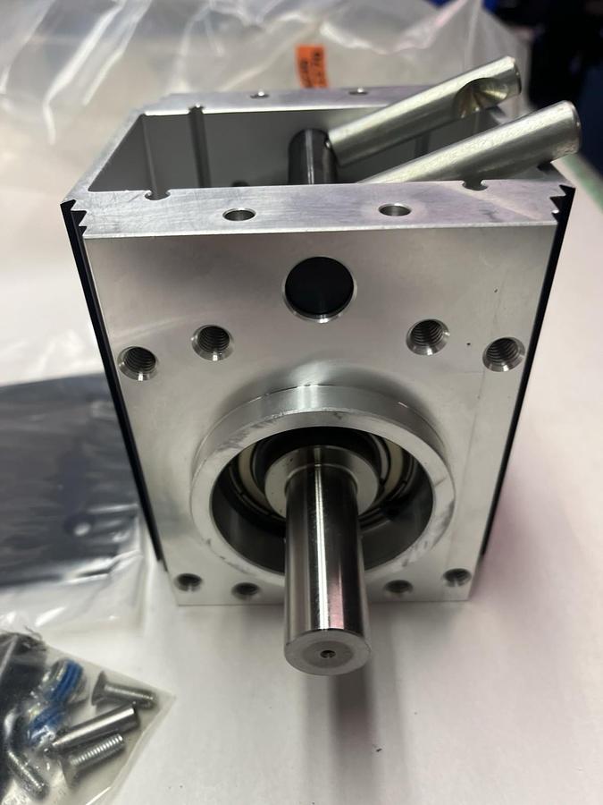 BOSCH REXROTH,R117220007,DRIVE END