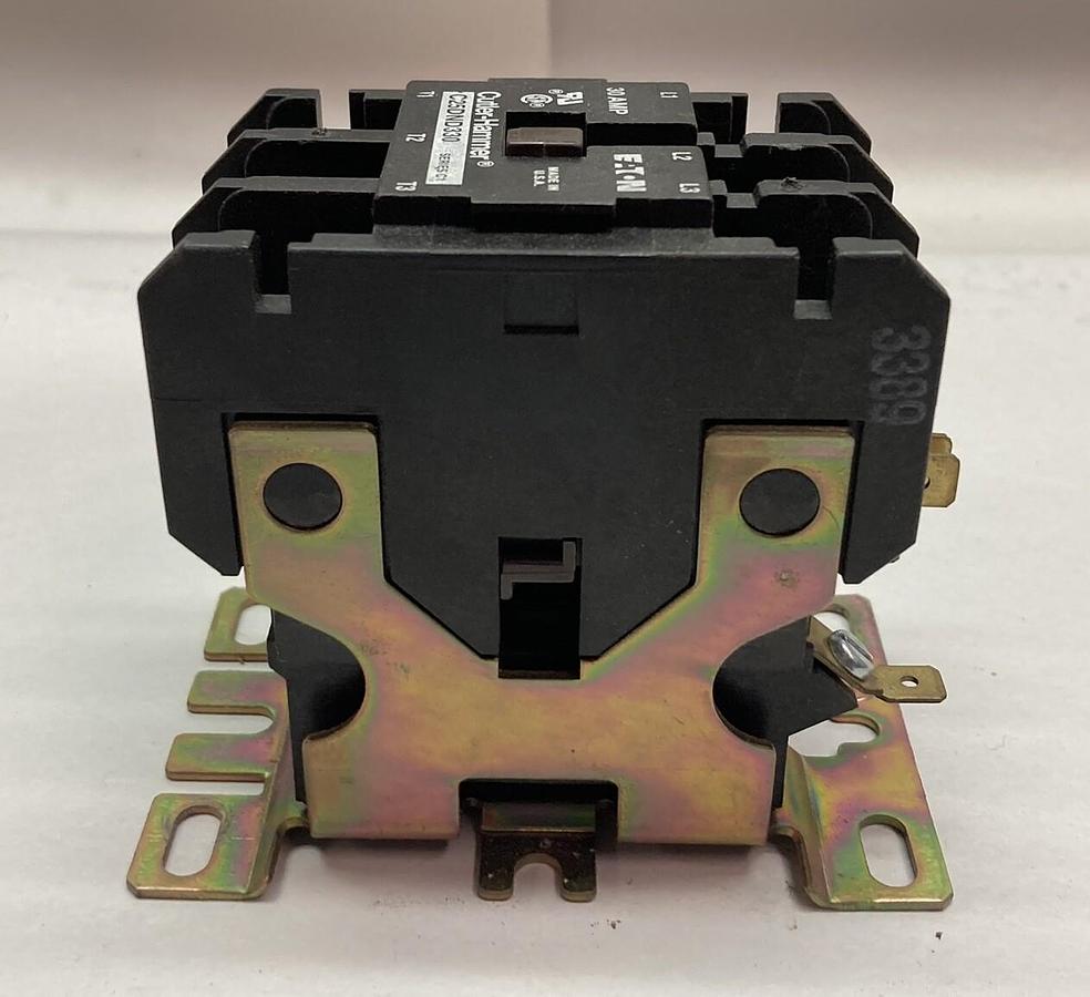 Cutler-Hammer,C25DND330,Definite Purpose Contactor Ser C1 30A