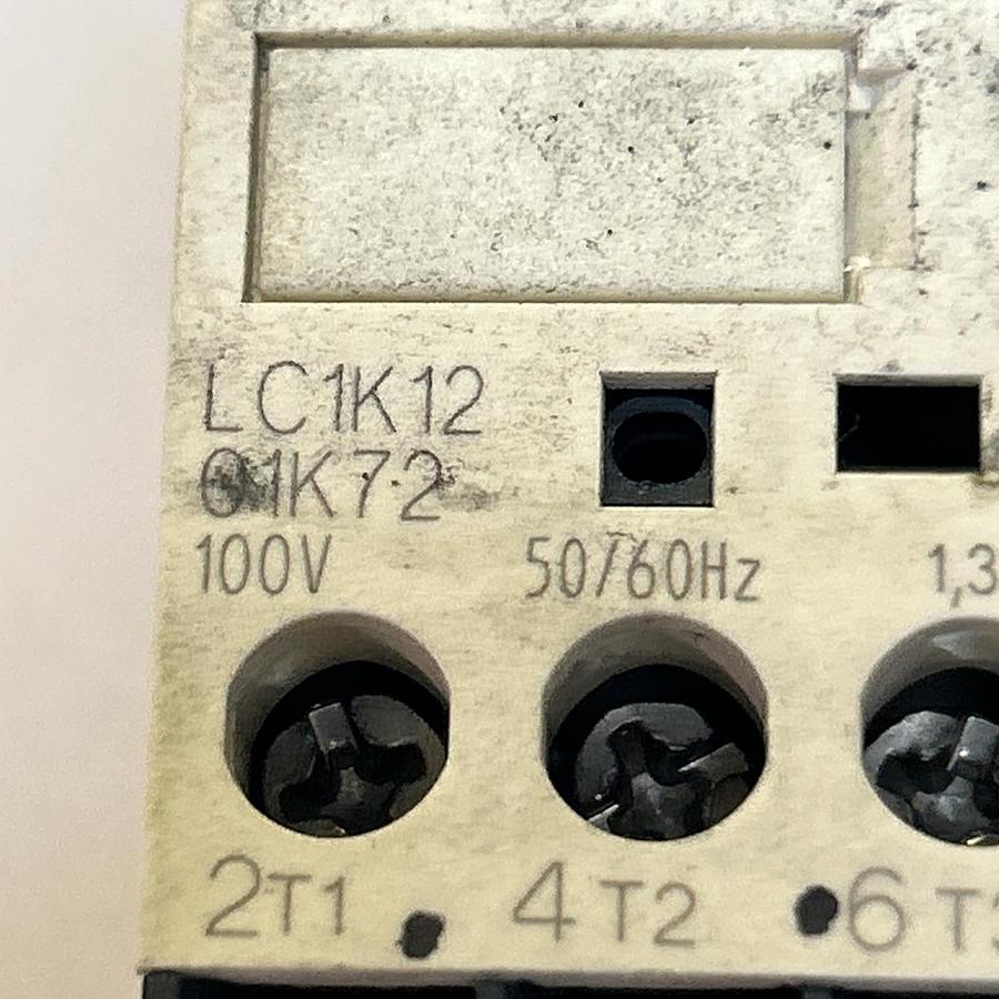 Used SCHNEIDER ELECTRIC,LC1K1201K72,CONTACTOR