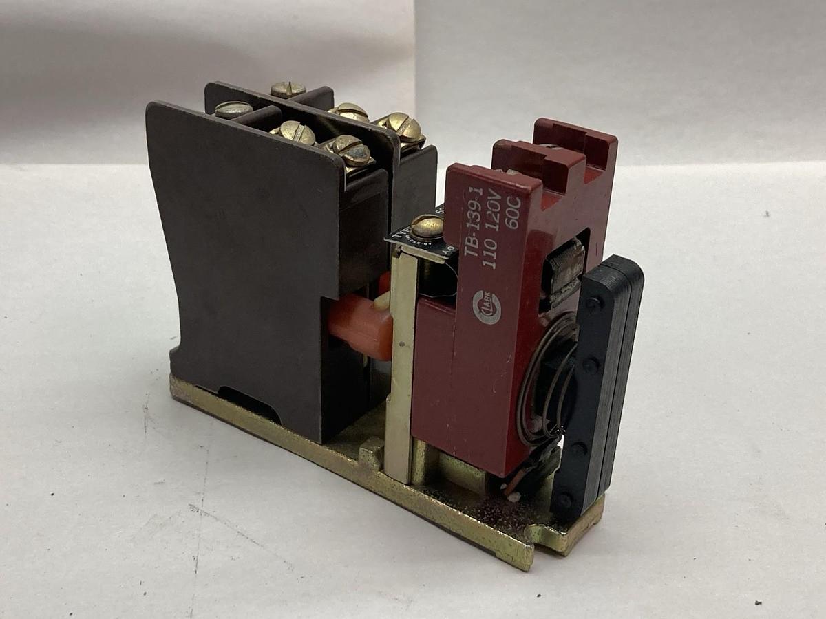 Used Clark Control,Type PMS,Slim Jim Relay 600Vac Max
