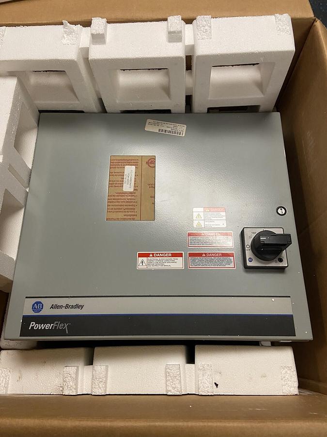 Used Allen Bradley,23B-D017D10ENN-P3T,40 AC Power Flex 17A 10Hp 22B-D017H204