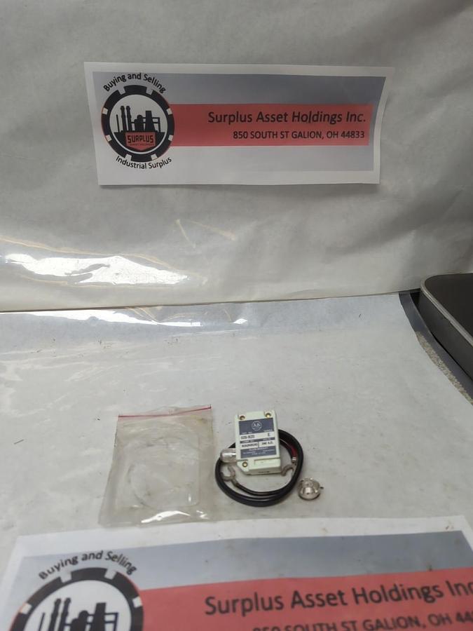 ALLEN BRADLEY,609-N20,PILOT LIGHT 240 VAC SERIES E NOS