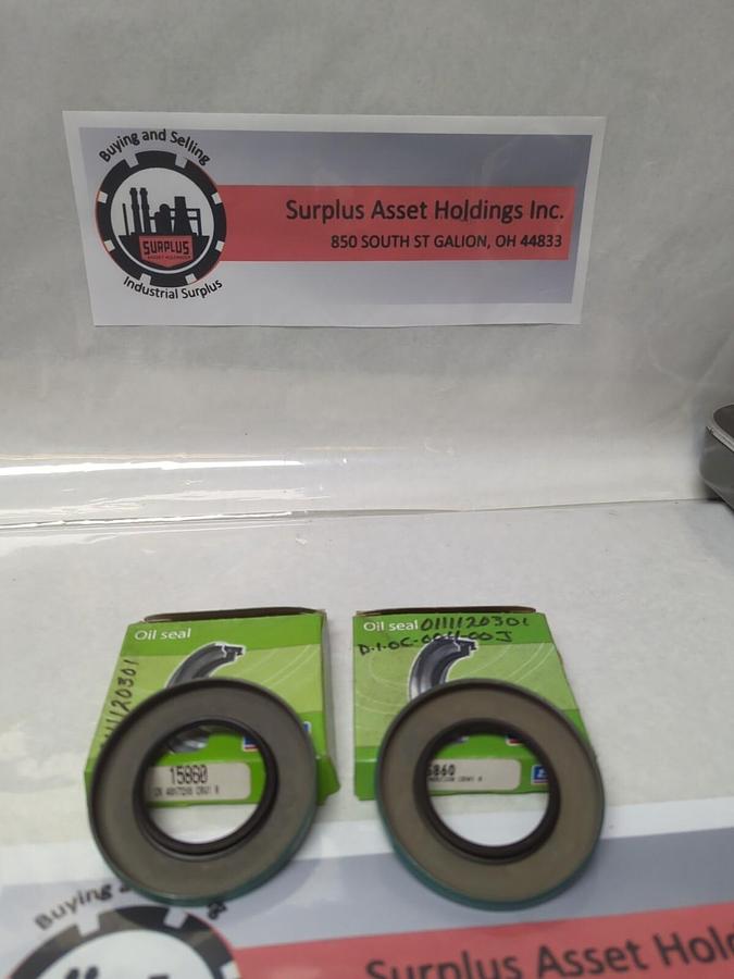 SKF,15860,OIL SEAL LOT OF 2 NOS