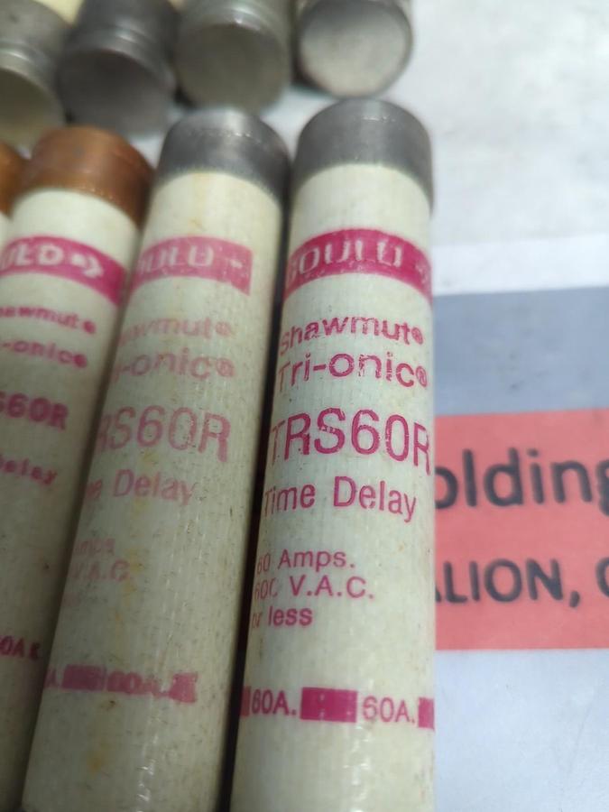 Used GOULD SHAWMUT,TRS60R,TRI-ONIC 60 AMP FUSE LOT OF 14 PRE-OWNED