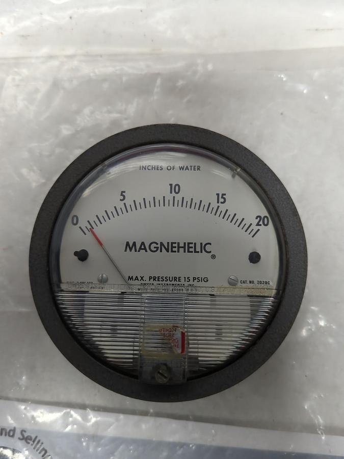 MAGNEHELIC,2020C,WATER GAUGE 0-20 MISSING BOX NOS
