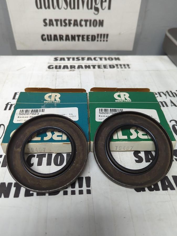 CHICAGO RAWHIDE,19407,OIL SEALS 1.938 IN X 3.194 IN LOT OF 2 NOS