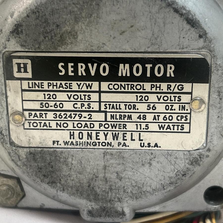 Used HONEYWELL,362479-2,SERVO MOTOR 120V 11.5W