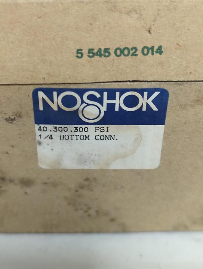 NOSHOK,40.300.300PSI,PRESSURE GAUGE 1/4 INCH BOTTOM CONNECTION NOS