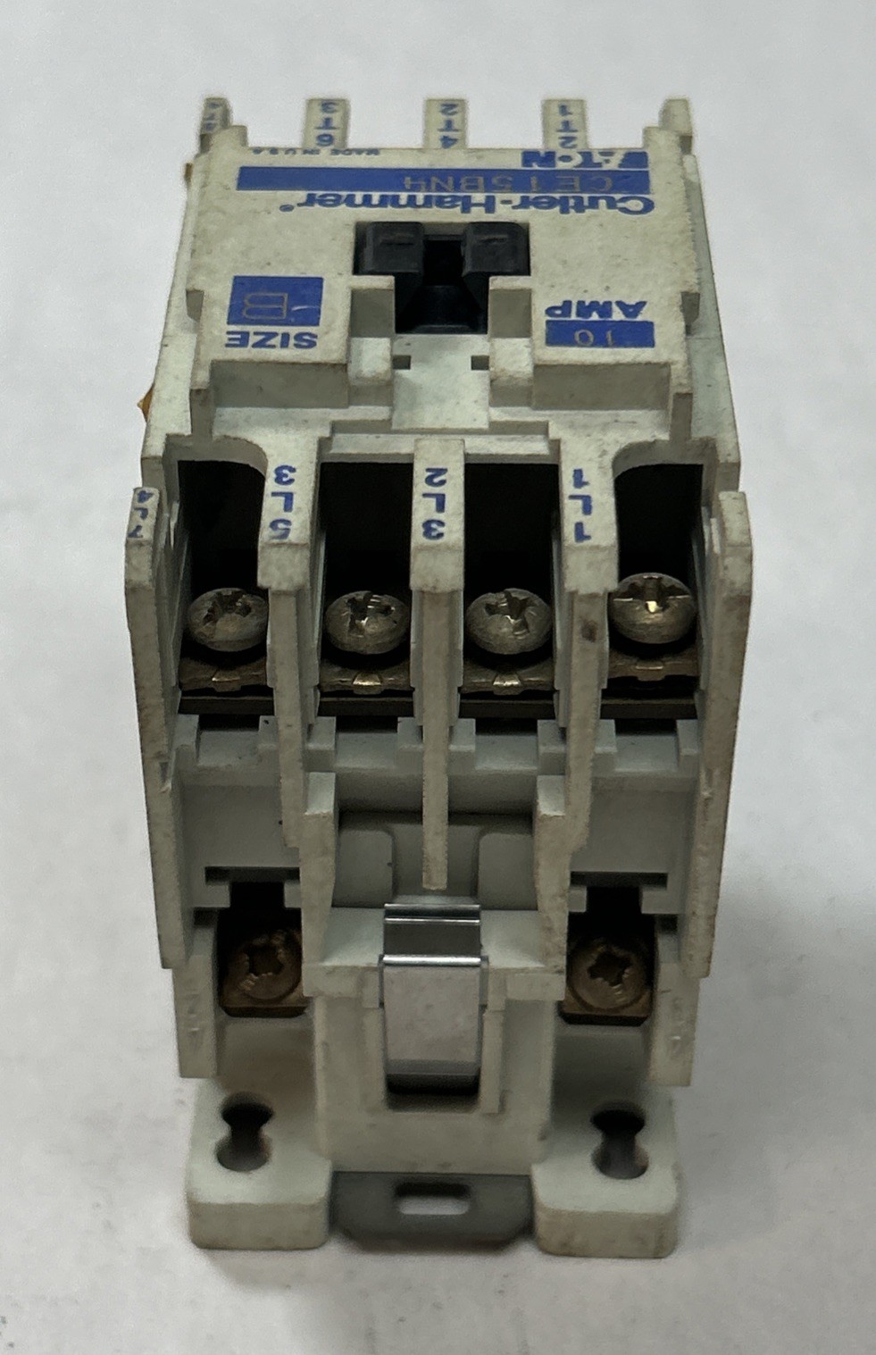 Used CUTLER-HAMMER,CE15BN4,CONTACTOR 10A