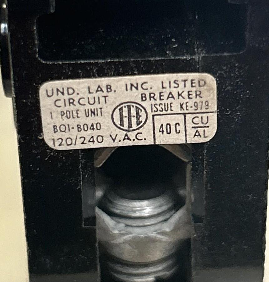 Used SIEMENS ITE,BQ1-B040,CIRCUIT BREAKER 40A 120/240V 1P LOT OF 12