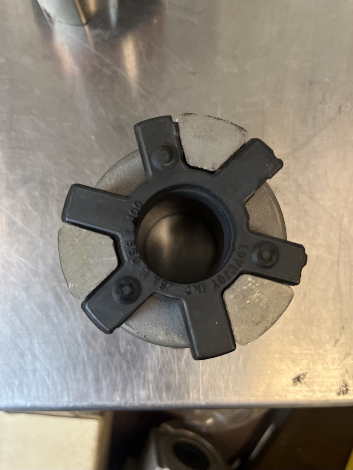 LOVEJOY,L100,COUPLING 1"X1.125" WITH SPYDER INSERT