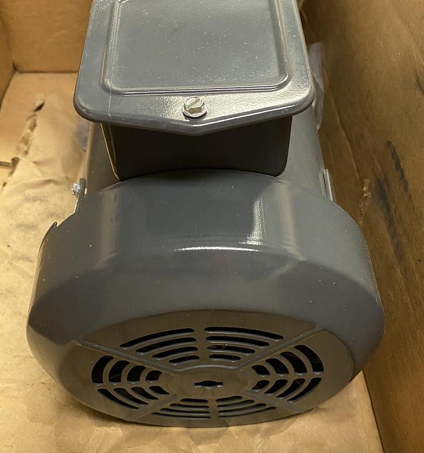 GENERAL ELECTRIC,5BPA56NAG10A,MOTOR 4A 3/4HP 1800RPM 200VDC 3PH NEW