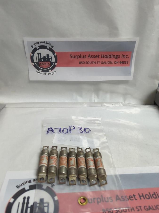 Used GOULD SHAWMUT,A70P30,TYPE 4 30 AMP FUSE LOT OF 7 PRE-OWNED