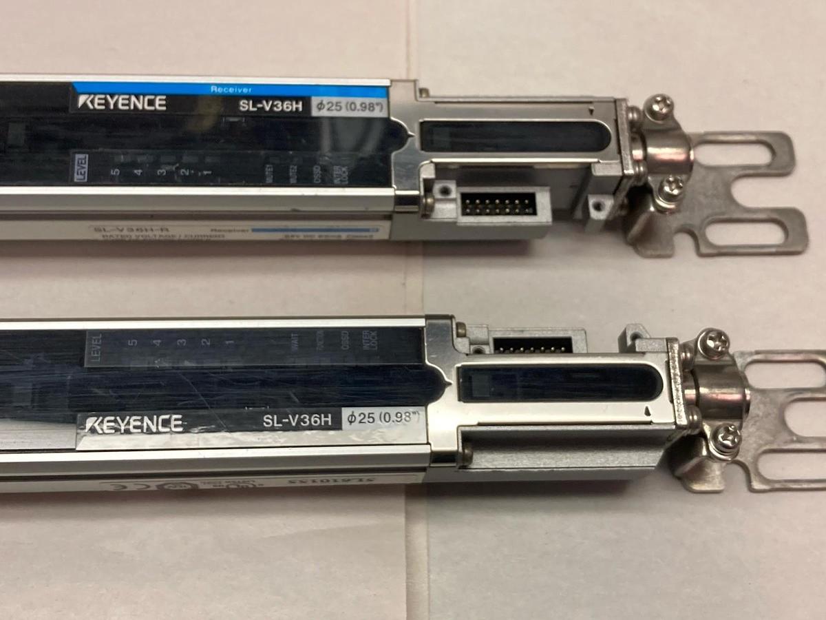 Used Keyence,SL-V46H-R/SL-V46H-T,Safety Light Cutrain Transmitter and Reciever 24 VDC