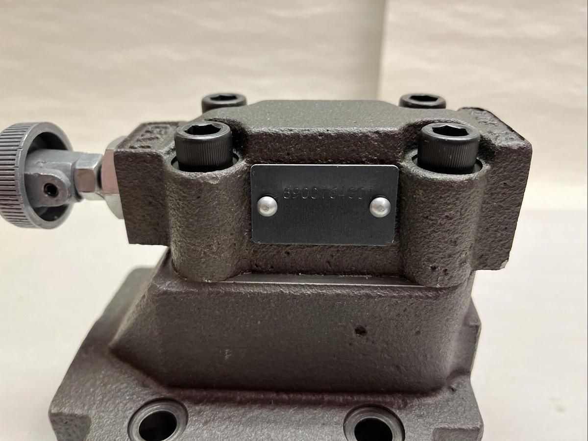 Used DENISON,R4J06-533-10-A5-M485625,HYDRAULIC UNLOADING VALVE