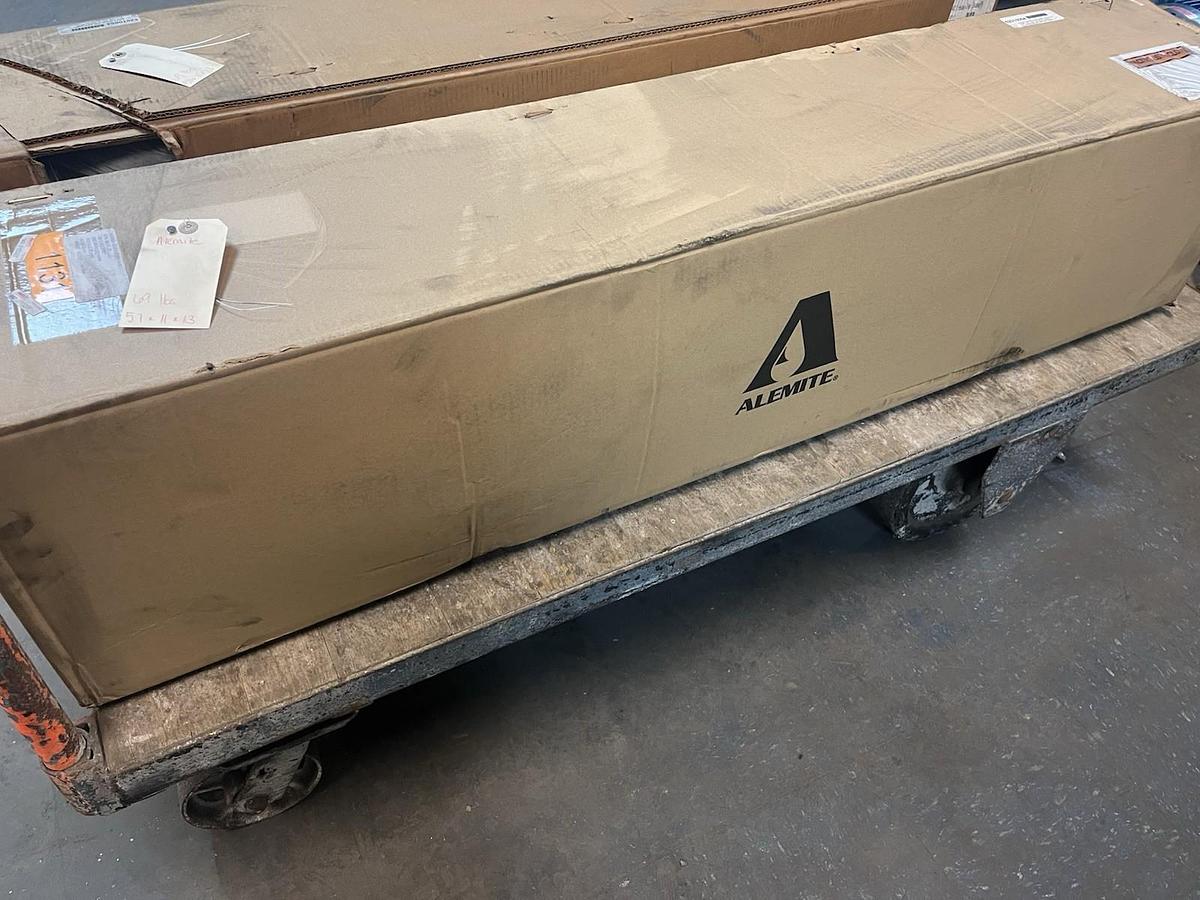 Used ALEMITE,7785-A5,HIGH PRESSURE OIL PUMP