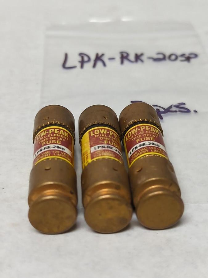 Used COOPER BUSSMANN,LPK-RK-20SP,LOW-PEAK 20 AMP FUSE LOT OF 3 PRE-OWNED