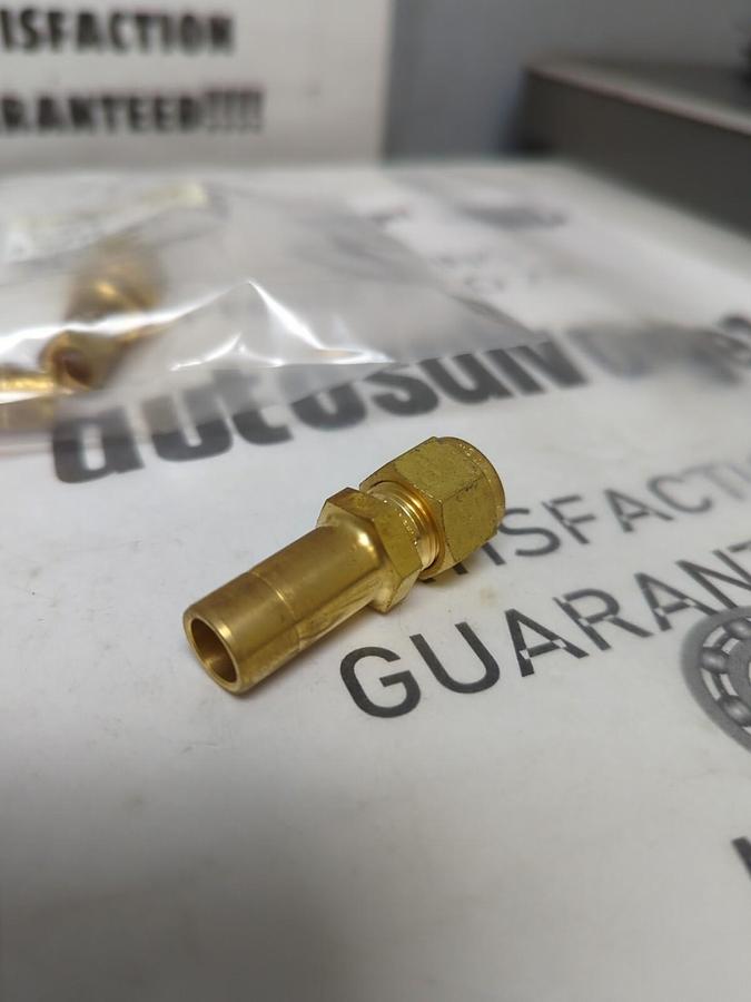 SWAGELOK,B-600-R-8,3/8TX1/2TA REDUCER LOT OF 3 NOS