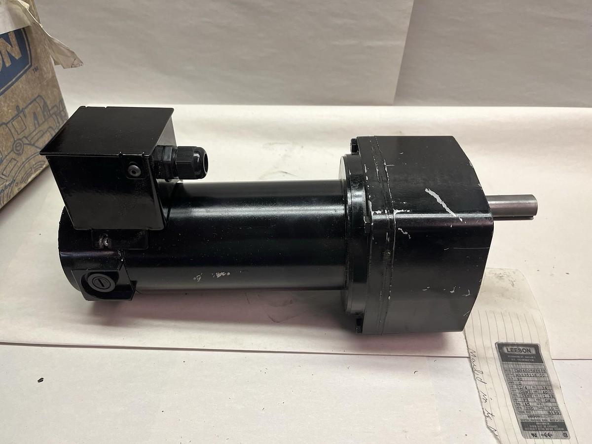 Used LEESON,M1135116.00,PERMANENT MAGNET GEARMOTOR 1/4HP 90VDC FR 34 CM34D25NZ60B