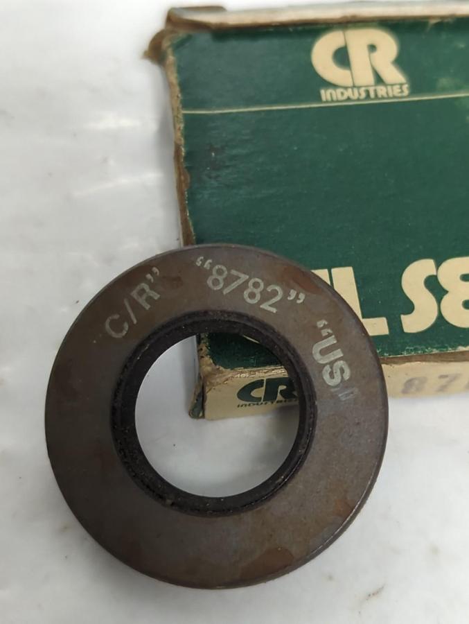CHICAGO RAWHIDE,8762,OIL SEAL LOT OF 2 NOS
