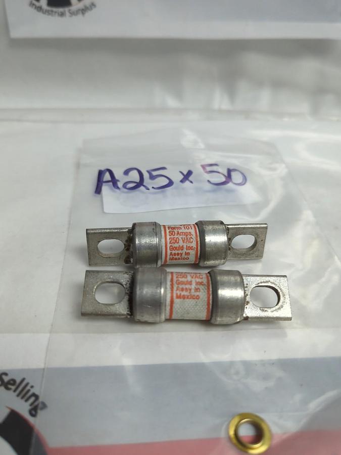 Used GOULD SHAWMUT,A25X50,TYPE 4 FUSE 50 AMP LOT OF 2 PRE-OWNED