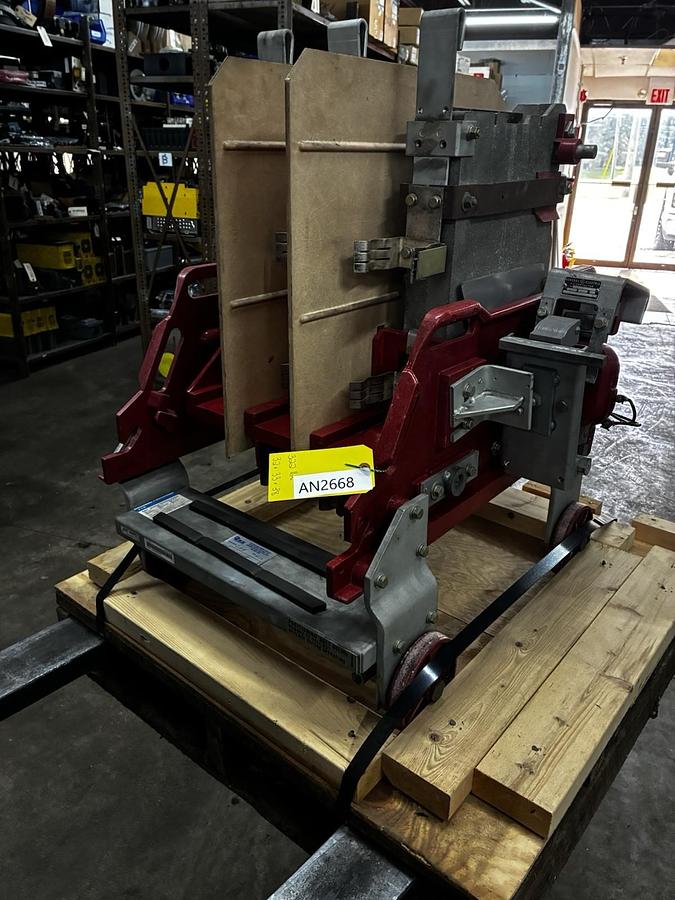 Used GE,IC2814E230B2,AC MOTOR CONTACTOR 400A 2400V