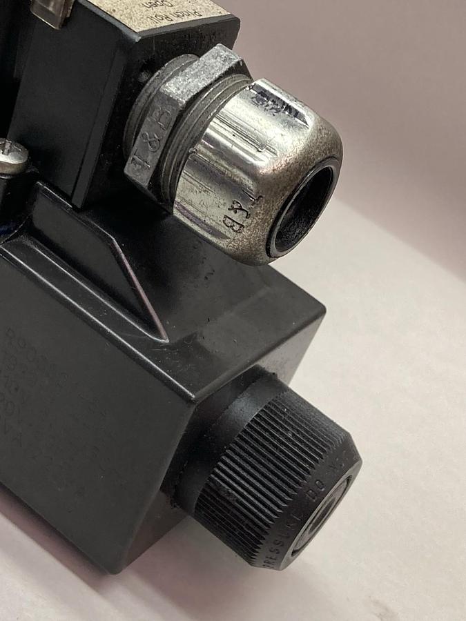 Used Rexroth,4WE6E662/EW110N9DAL/62,Directional Valve