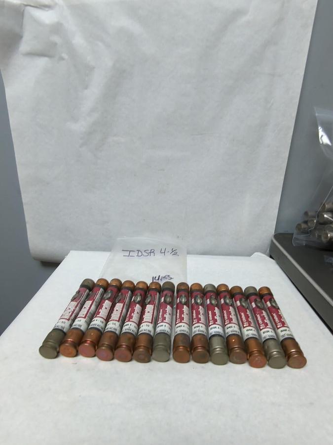 Used LITTELFUSE,IDSR 4-1/2,INDICATOR 4-1/2 AMP FUSE LOT OF 14 PRE-OWNED