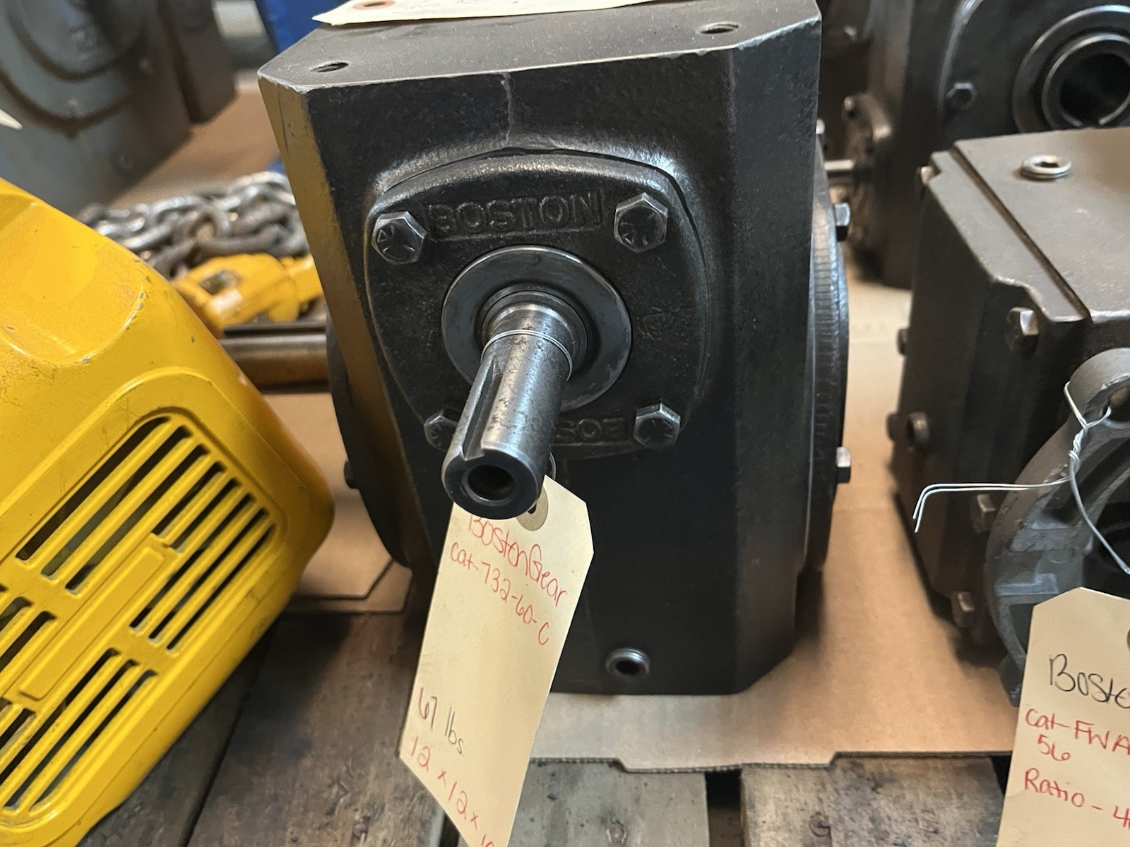 Used BOSTON GEAR,732-60-C,GEAR REDUCER RATIO 60 INPUT HP 1.52