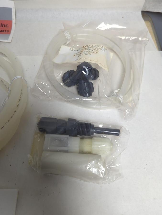 CHEM-TECH,X024-XA-AAAAG19,CHEMICAL METERING PUMP 115V 100PSI NOS