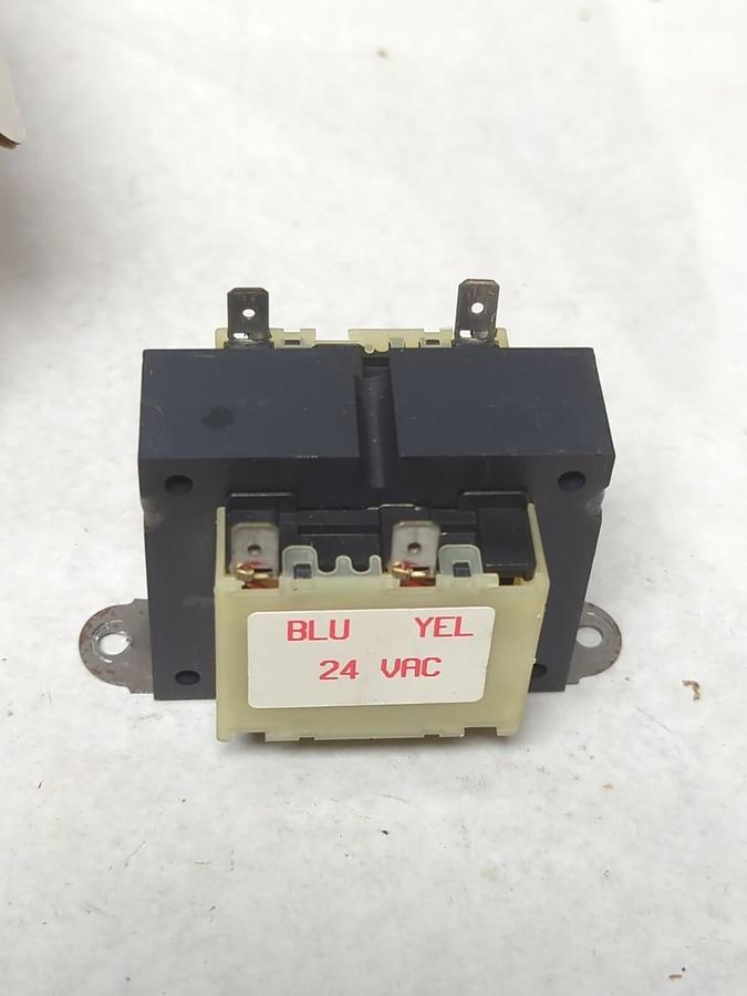Used PRODUCTS UNLIMITED,4000-01E07AE34,FURNACE TRANSFORMER PRI-120VAC SEC-24VAC